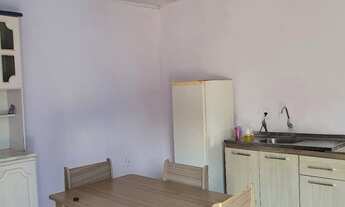 Imagem: Aluga-se kitnet mobiliada para casal sem