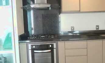 Imagem 2: Sobrado Triplex para locação anual no Bairro Praia dos Amores em Balneário Camboriú