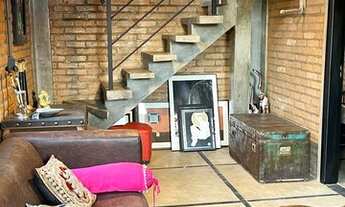 Imagem 2: Lindo Loft em Passa Quatro-MG,com arquitetura moderna e vista para as montanha da Mantique