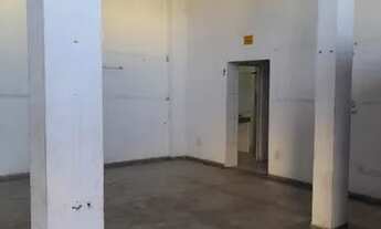 Imagem 3: Sala Terreá de 120m² Próximo a 44