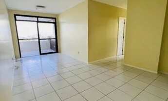 Imagem 2: Front Garden Residence // Andar Alto // Desocupado