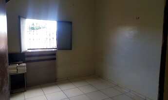 Imagem 4: Uma casa ? bairro Santa Luzia próximo igreja católica