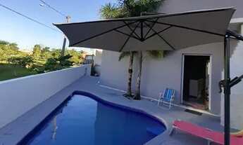 Imagem: Casa de 200M2 em terreno de esquina de 240M2