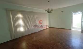 Imagem: Sobrado para venda possui 330 metros quadrados