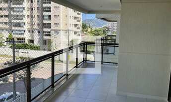 Imagem: RECREIO - LINDO APTO - FRENTE - VARANDA