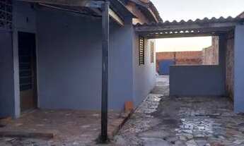 Imagem 3: Vendo ou troco Casa com 2 dormitórios