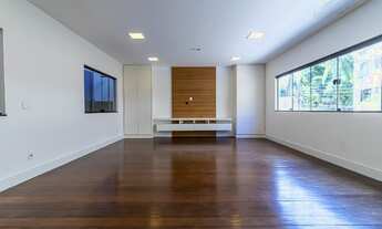 Imagem 6: Mansão Tríplex com 677m², 6 Suítes. Laranjeiras