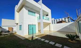 Imagem 3: Casa alto padrão com piscina em Guriri lado norte - ES