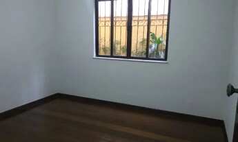 Imagem 5: Casa tipo sobrado no Bairú com três quartos