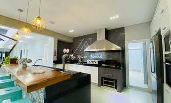 Imagem 2: Sobrado localizado na Praia de Riviera disponível para Locação à 800 metros do mar !