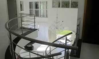 Imagem 2: Casa para aluguel possui 420 metros quadrados com 4 quartos