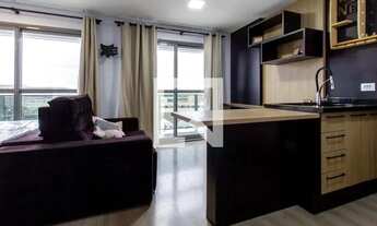 Imagem 2: Apartamento para Aluguel - Rebouças , 1 Quarto, 80 m2