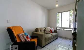 Imagem 4: Apartamento para Aluguel - Jardim Botucatu, 3 Quartos, 64 m2