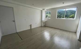 Imagem 3: Excelente apartamento semimobiliado e NOVO para locação