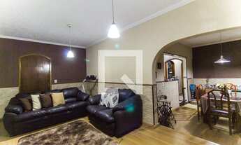 Imagem 3: Casa para Aluguel - Parque Dourado, 2 Quartos, 70 m2