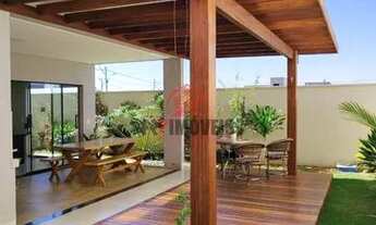 Imagem 2: Casa de condomínio para venda com 230 m² quadrados com 4 quartos, 4 suítes, condomínio T