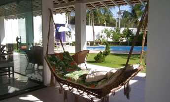 Imagem 5: Casa na Avenida dos Holandeses com campo de futebol