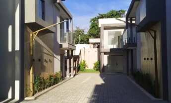Imagem 3: Casa para Venda em Lauro de Freitas, IPITANGA, 4 dormitórios, 1 suíte, 3 banheiros, 1 vaga
