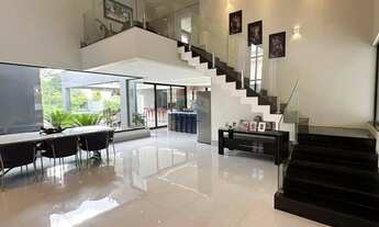 Imagem 3: CASA DE ALTO PADRÃO À VENDA NO JARDIM BOTÂNICO / 4 SUÍTES / ÁREA GOURMET + PISCINA COM SPA