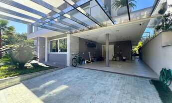 Imagem 3: Imóvel para venda tem 429 metros quadrados com 5 quartos em Rio Tavares - Florianópolis