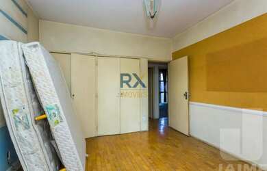 Imagem 11: Apartamento com vista livre, janelão chão ao teto, pé direto alto com muita luz solar!