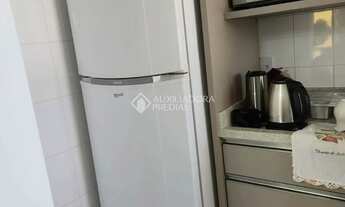 Imagem 7: Apartamento 02 quartos , 02banheiros em condomínio fechado . Portaria 24h