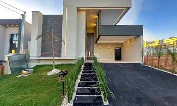 Imagem: Belíssima Casa Térrea no Condomínio Jardins