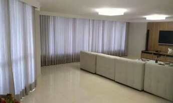 Imagem 3: Apartamento para venda com 231 metros quadrados com 4 quartos