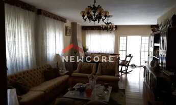 Imagem: Casa de condomínio em Alameda Topázio