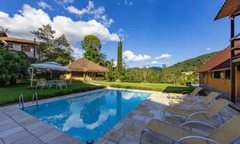 Imagem 3: Casa com 4 quartos em condomínio no Comary, Teresópolis