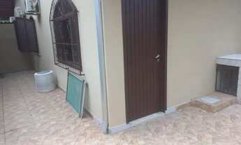 Imagem 5: Casa 02 quartos, cozinha mobiliada R$2.300,00