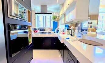 Imagem 6: Reformado / ótima localização / mobiliado / 2 suítes