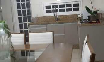 Imagem 3: Amplo Sobrado Isolado no Jardim Santa Cruz (Campo Grande