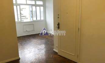 Imagem 2: Privilegio imóveis Vende : Excelente apartamento no posto 6, COPACABANA - RJ