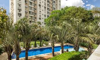 Imagem 2: Apartamento para venda tem 61 metros quadrados com 2 quartos em Passo da Areia - Porto Ale