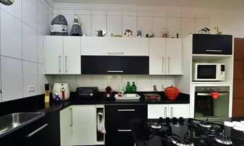 Imagem 6: Apartamento para venda possui 85 metros quadrados com 3 quartos em Vila Floresta - Santo A