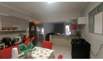 Imagem 2: Imóvel com 3 casas e mais 2 pontos comerciais no terreno