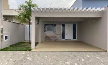 Imagem: Casa a venda em condomínio fechado no Piracicamirim