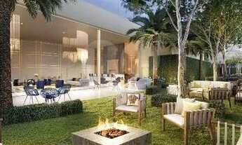 Imagem 6: A sofisticação juntou-se à inigualável grife Italiana Versace para lhe proporcionar todo o