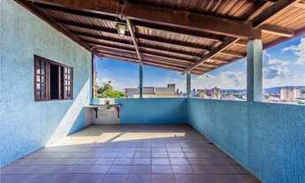 Imagem 2: Lindo sobrado em ótima localização na zona norte