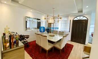 Imagem 3: Casa com 03 dorm (01 suíte) com Edícula em Barreiros - São José/SC