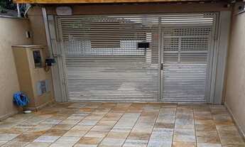 Imagem 3: Sobrado 2 dormitórios com armários planejados, 2 banheiros. 1 vaga