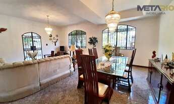 Imagem 3: Maravilhosa casa com piscina em localização privilegiada