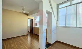 Imagem 6: Apartamento para venda tem 70 metros quadrados com 2 quartos em Copacabana - Rio de Janeir