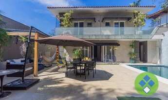 Imagem: Sobrado com 4 dormitórios à venda, 720