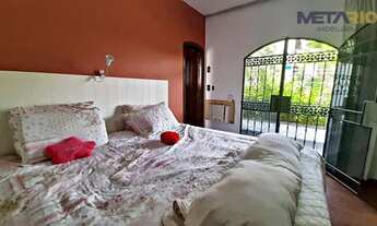 Imagem 6: Maravilhosa casa com piscina em localização privilegiada