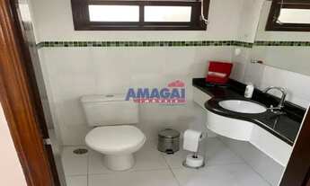 Imagem 7: Casa com 3 dormitórios e piscina em Jacareí