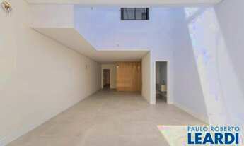 Imagem 2: SOBRADO - ACLIMAÇÃO - SP