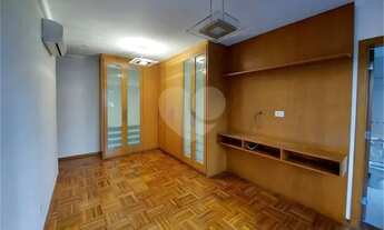 Imagem 9: Apartamento a venda em Moema, fora de rota com 3 vagas