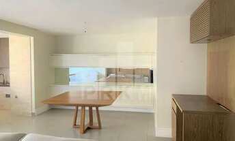 Imagem 4: Itaim Bibi - Excelente apto, reformado, ensolarado, arejado, andar alto, três vagas demarc